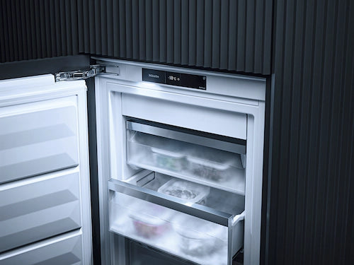 Fryskåp för inbyggnad Miele FNS 7794 D